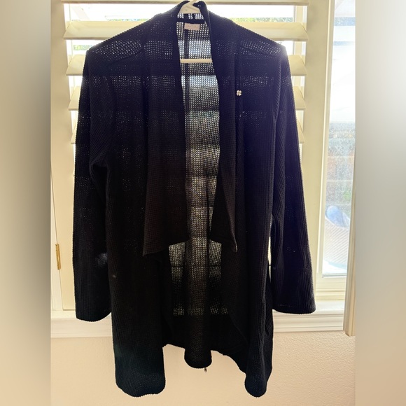 Chico's Zenergy Women 12/14 Black and White Light Knit Cardigan Sweater Pockets - Picture 1 of 5